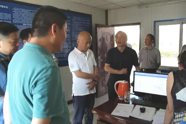 省運管局副局長袁新一行到隴運集團(tuán)公司調(diào)研檢查安全管理工作