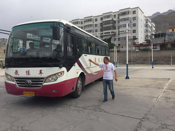 做到兩點(diǎn)，輕松考試，順利拿證