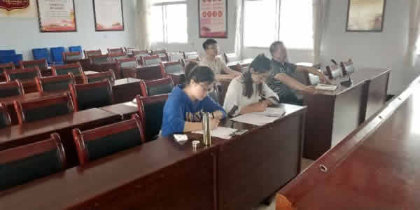 隴運(yùn)集團(tuán)公司召開掃黑除惡專項(xiàng)斗爭(zhēng)專題會(huì)議