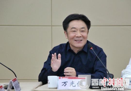 圖為山東師范大學副校長萬光俠在開幕式上發(fā)言?！≮w曉 攝