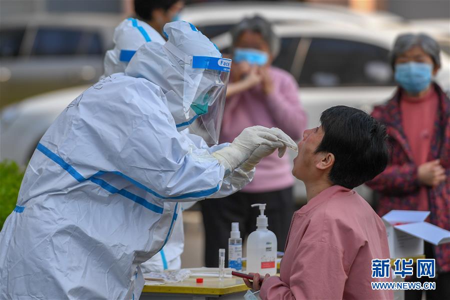 （新華全媒頭條·兩會精神看落實·圖文互動）（5）整體謀劃、系統(tǒng)升級、全面提升——落實全國兩會精神織牢織密公共衛(wèi)生防護(hù)網(wǎng)