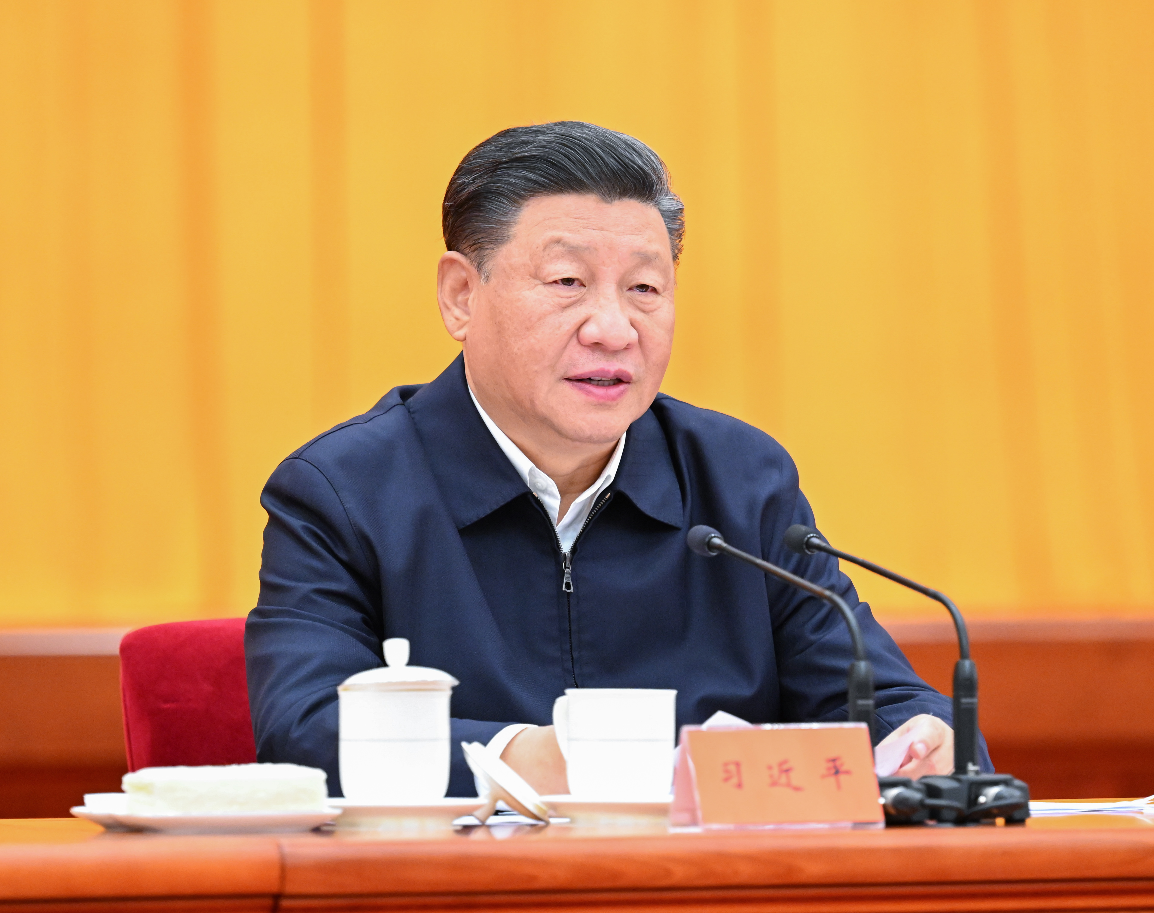 2021年10月13日至14日，中央人大工作會議在北京召開。習(xí)近平總書記出席會議并發(fā)表重要講話。